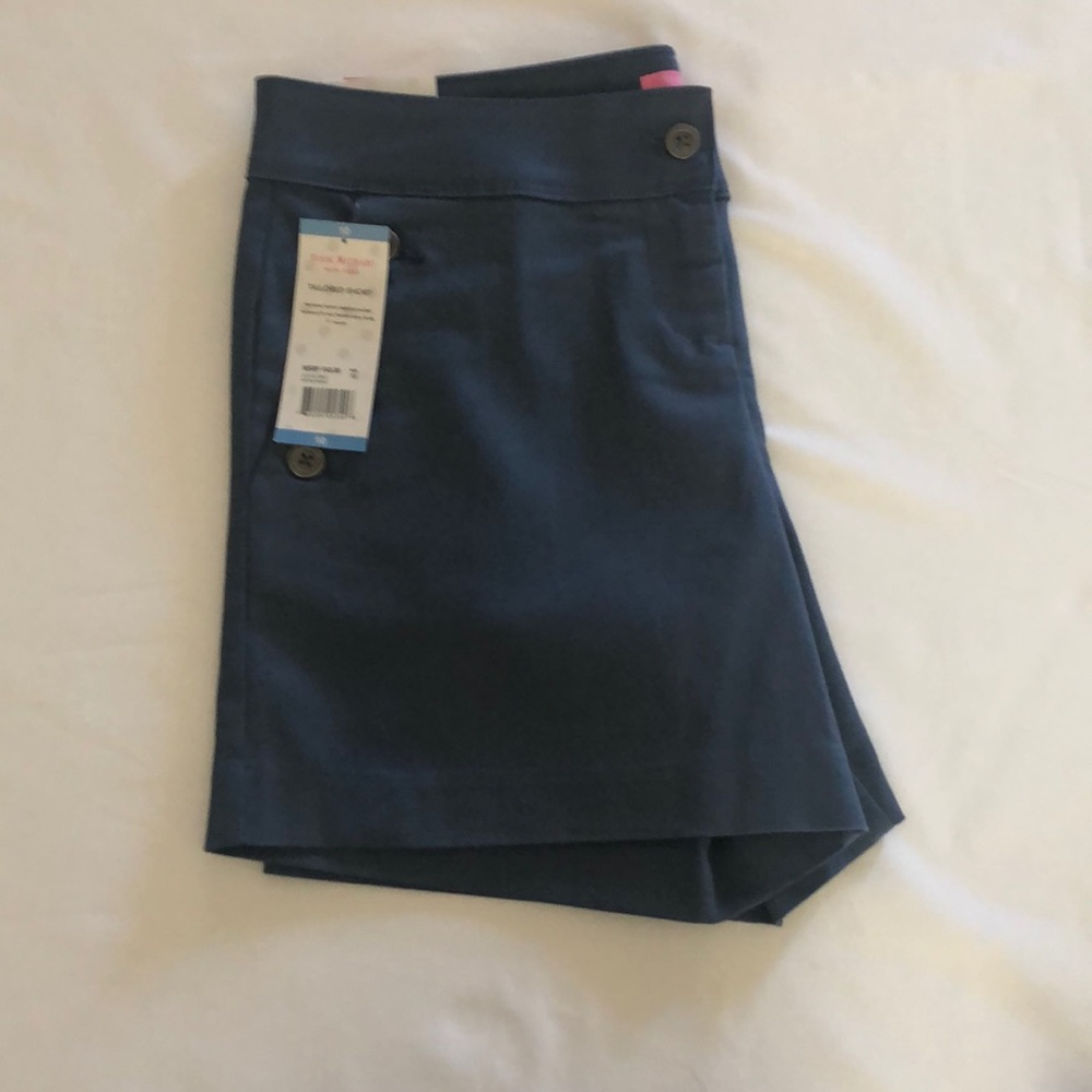 Isaac Mizrahi | Tailored Short - Picture 6 of 7